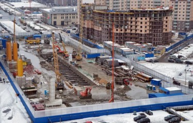 «МосПромМаш» доставил 15 домкратов ДГ200Г100 для строительного проекта в Санкт-Петербурге