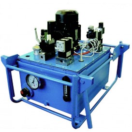 Агрегат для перемещения буровой установки